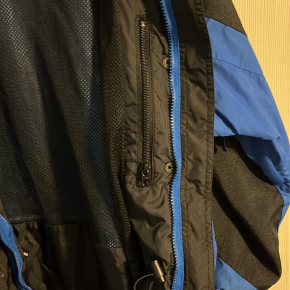 COLUMBIA Blue & Black Winter Jacket size medium - Picture 3 of 5